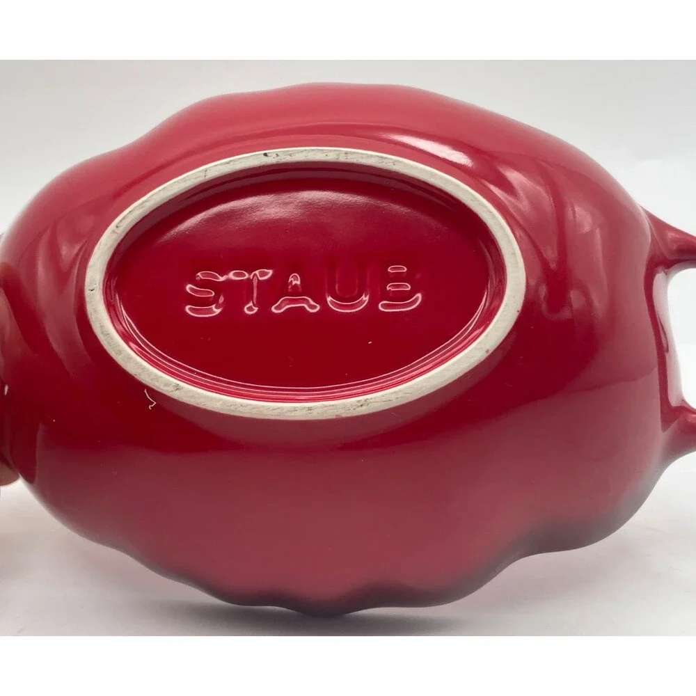 NEW Staub Petite Tomato Mini Cocotte Baking Dish 16 oz Red Double Handle No Lid
